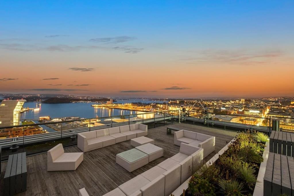 Modern 2Bed Room Sea View Apartment @ Oslo Barcode エクステリア 写真