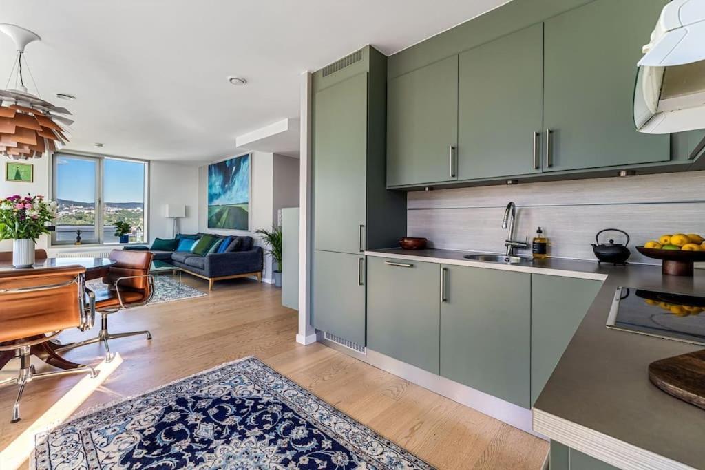 Modern 2Bed Room Sea View Apartment @ Oslo Barcode エクステリア 写真